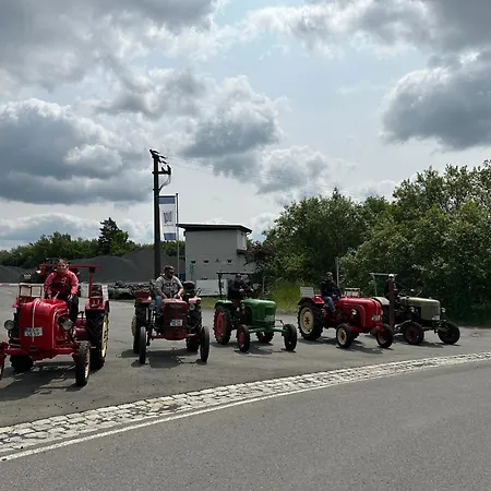 Landgasthof Und Zum Loewen Hotel Bischofsheim an der Rhön